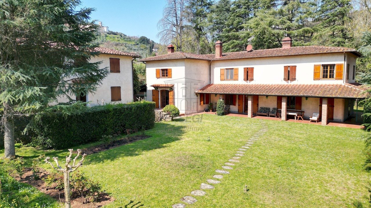 vendesi villa con giardino privato lucca DJI_0212. - Casale Via di Villa Gaia 508, Lucca - photo 1