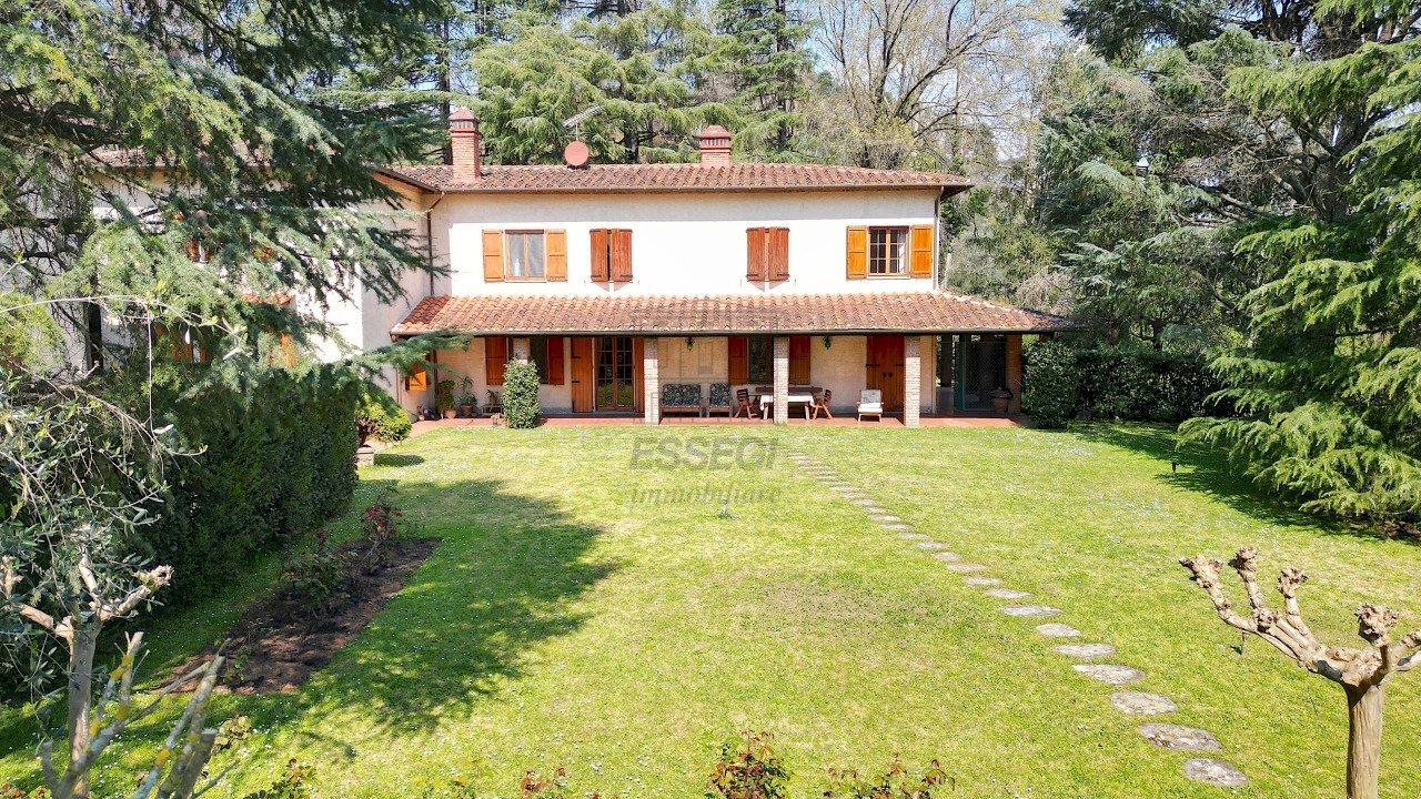 vendesi villa con giardino privato lucca DJI_0213. - Casale Via di Villa Gaia 508, Lucca - photo 2
