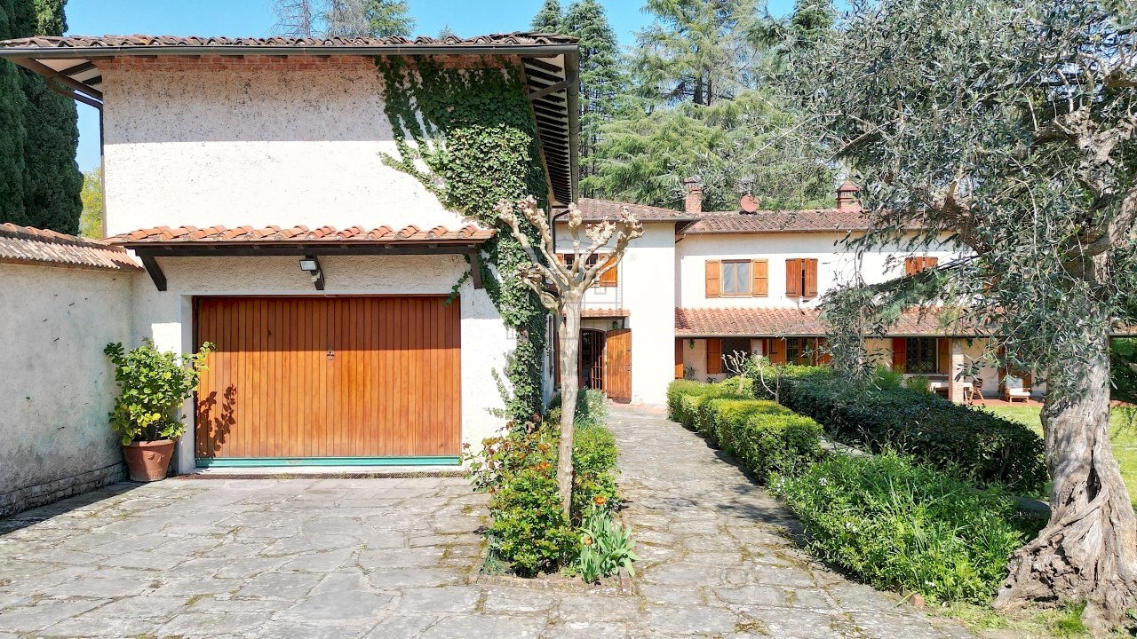 vendesi villa con giardino privato lucca DJI_0217. - Casale Via di Villa Gaia 508, Lucca - photo 3
