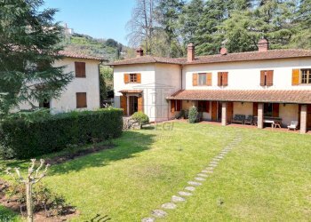 vendesi villa con giardino privato lucca DJI_0212. - Casale Via di Villa Gaia 508, Lucca - foto 1