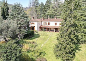 vendesi villa con giardino privato lucca DJI_0227. - Casale Via di Villa Gaia 508, Lucca - foto 6