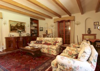 vendesi villa con giardino privato lucca IMG_9267. - Casale Via di Villa Gaia 508, Lucca - foto 15