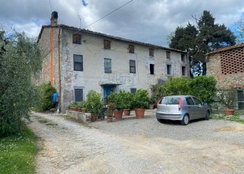 AFFASCINANTE CASA COLONICA DA RISTRUTTURARE NEL CU - Casale Via Gelli 41, Lucca - foto 2