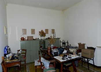 Ampio fabbricato fronte strada con parcheggio - Terratetto - Terracielo Via della Chiesa XXI 145, Lucca - foto 4