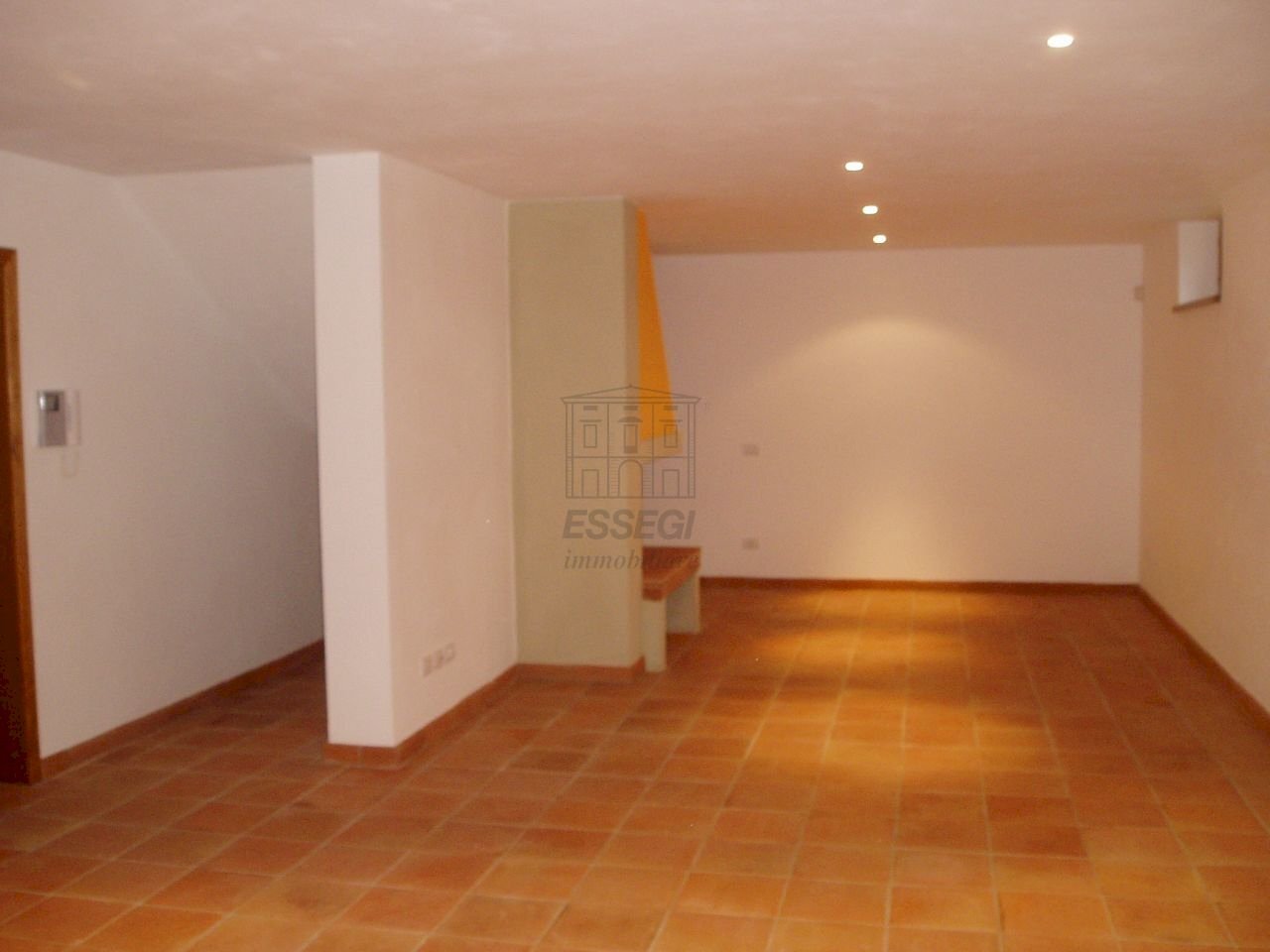 P1010038.JPG - Casa indipendente Camaiore - foto 2