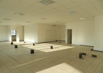 DSCN9673.JPG - Ufficio Via C. Angeloni, Lucca - foto 10