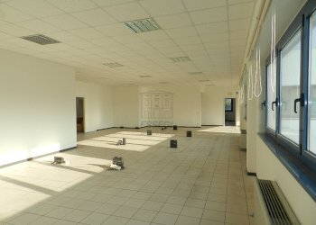 DSCN9676.JPG - Ufficio Via C. Angeloni, Lucca - foto 12