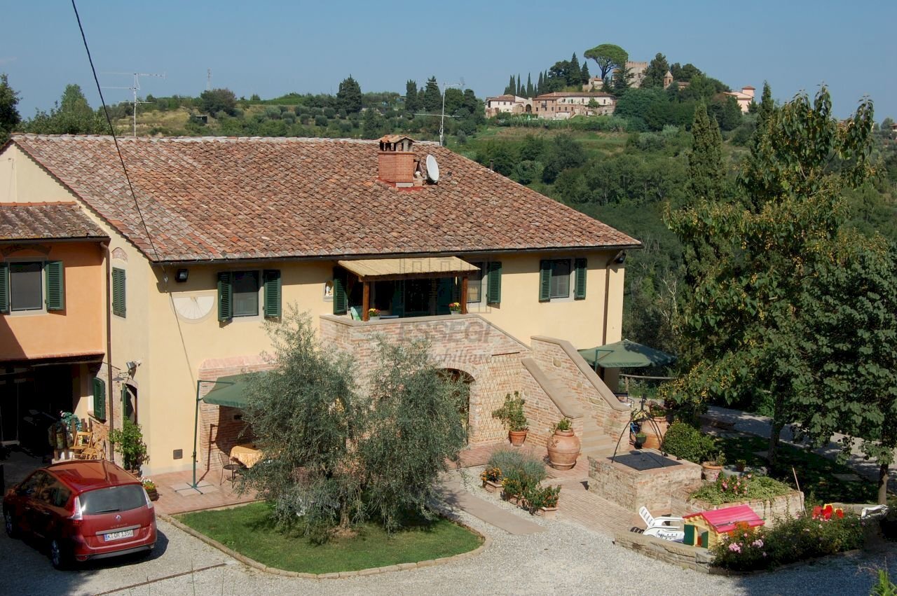 DSC_0007.JPG - Casale Palaia - foto 2