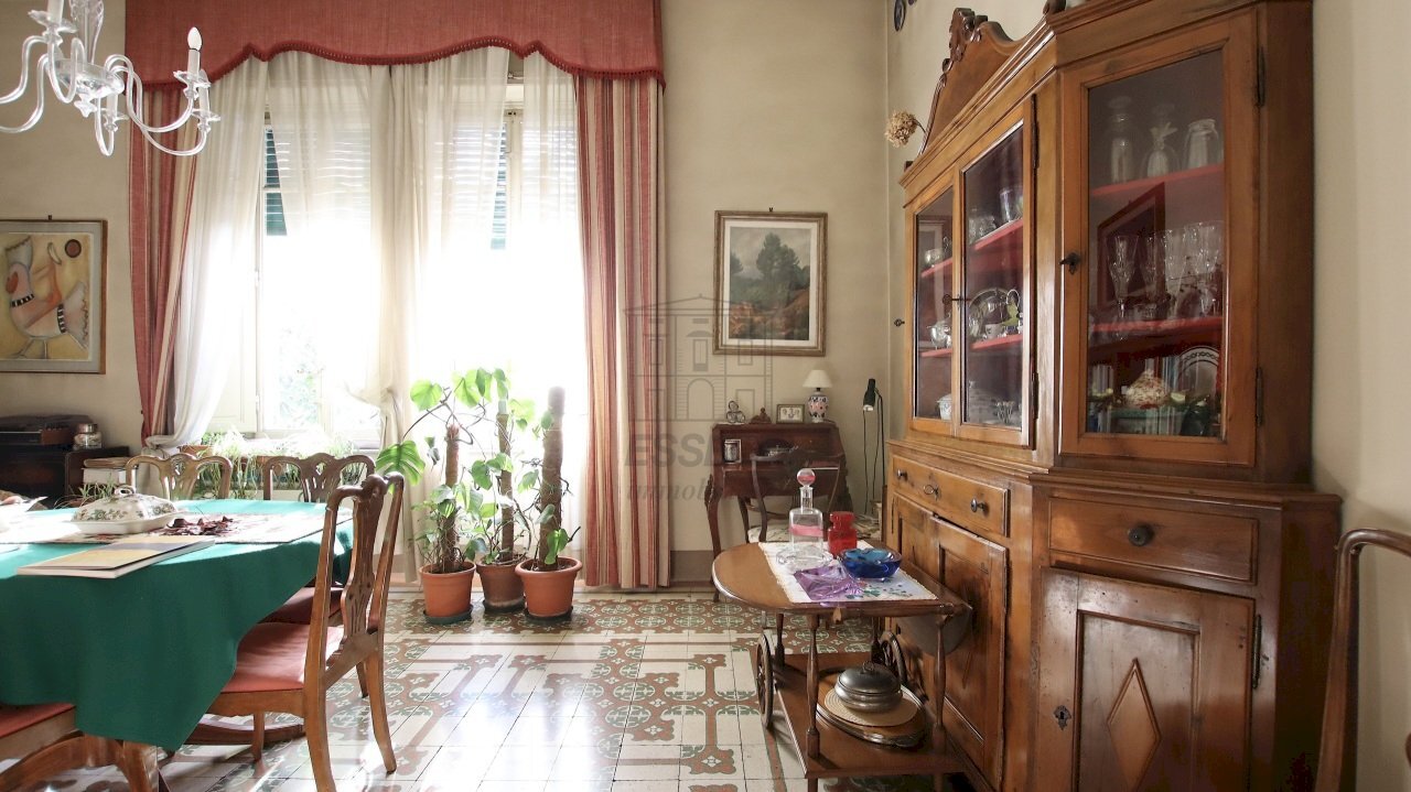 vendesi villa con giardino lucca centro storico IM - Villa Lucca - foto 3