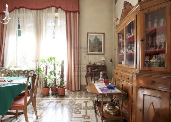 vendesi villa con giardino lucca centro storico IM - Villa Lucca - foto 3