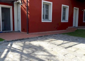 Villa singola con piscina costruita di recent - Villa Via di Colognora, frazione Carraia, Capannori - foto 4