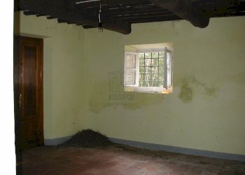 DSCN2777.JPG - Casale traversa II 77, Lucca - foto 14