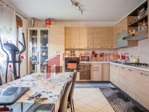 130711383.jpg - Three-room apartment via della riserva nuova, Roma - photo 1