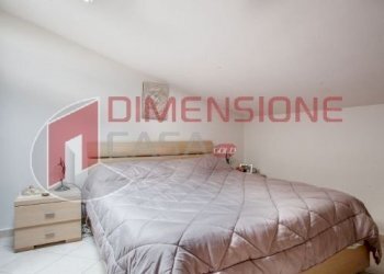 130711394.jpg - Three-room apartment via della riserva nuova, Roma - photo 9