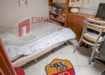130711396.jpg - Three-room apartment via della riserva nuova, Roma - photo 10