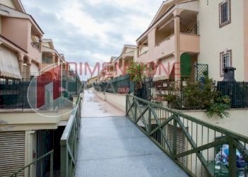 130711376.jpg - Three-room apartment via della riserva nuova, Roma - photo 19