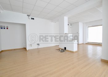 DSC_0064.jpg - Locale Commerciale via roma 76, Trissino - foto 3