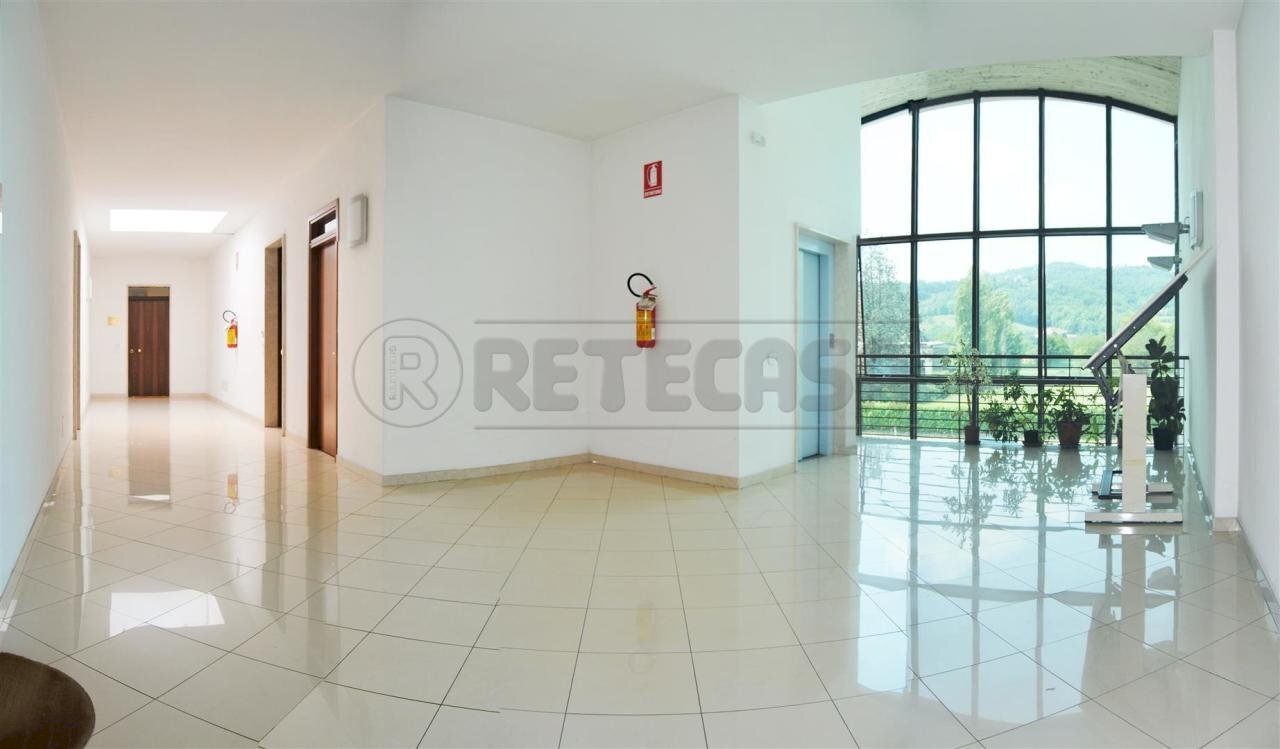 ingresso comune - Ufficio Cornedo Vicentino via Rasia dal polo 6, Cornedo Vicentino - foto 1