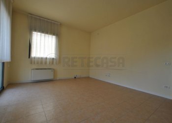 DSC_0654.JPG - Ufficio Cornedo Vicentino via Rasia dal polo 6, Cornedo Vicentino - foto 2