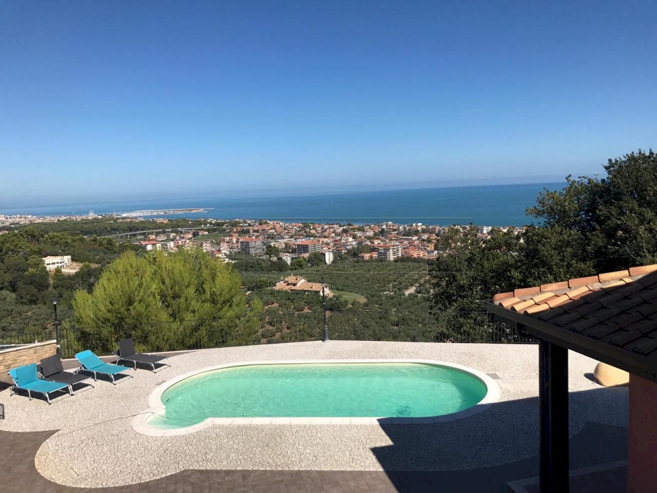 PHOTO-2019-01-04-11-42-49.jpg - Villa Francavilla al Mare - foto 2