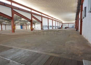 PRODUZIONE - Locale Commerciale Via Venuti Padre e Figlio 8, Gradisca d'Isonzo - foto 9