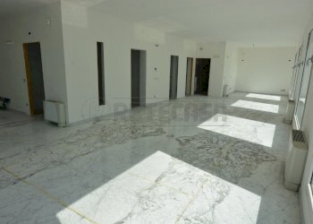 INTERNI - Locale Commerciale Via Terza Armata 46, San Giorgio di Nogaro - foto 7