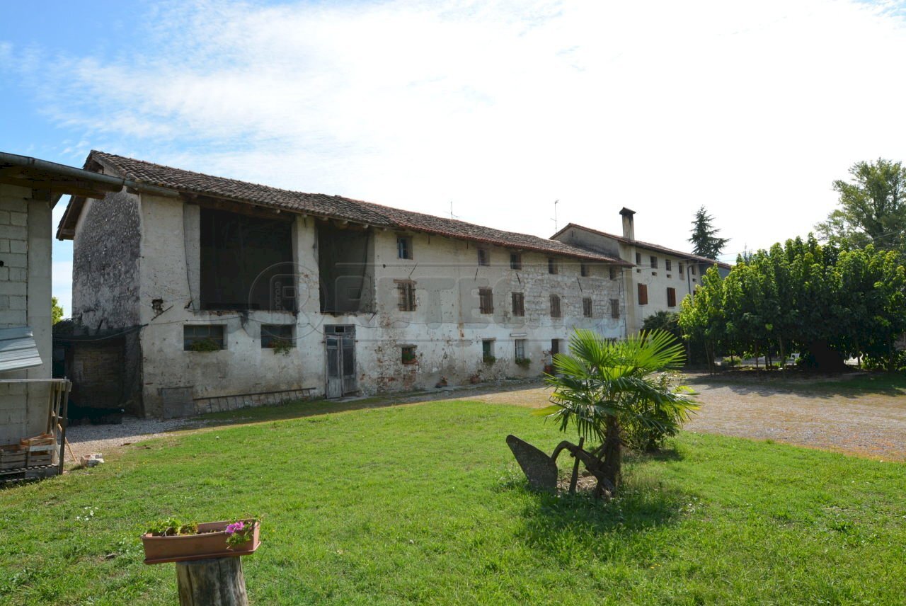 CORTE - Casale Via C. Battisti 30, Chiopris-Viscone - foto 2