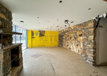 SALA - Locale Commerciale VIA ANTON LAZZARO MORO 12, Udine - foto 5