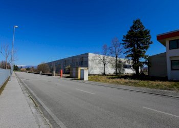 ESTERNI - Locale Commerciale Via Prato 3, Premariacco - foto 3