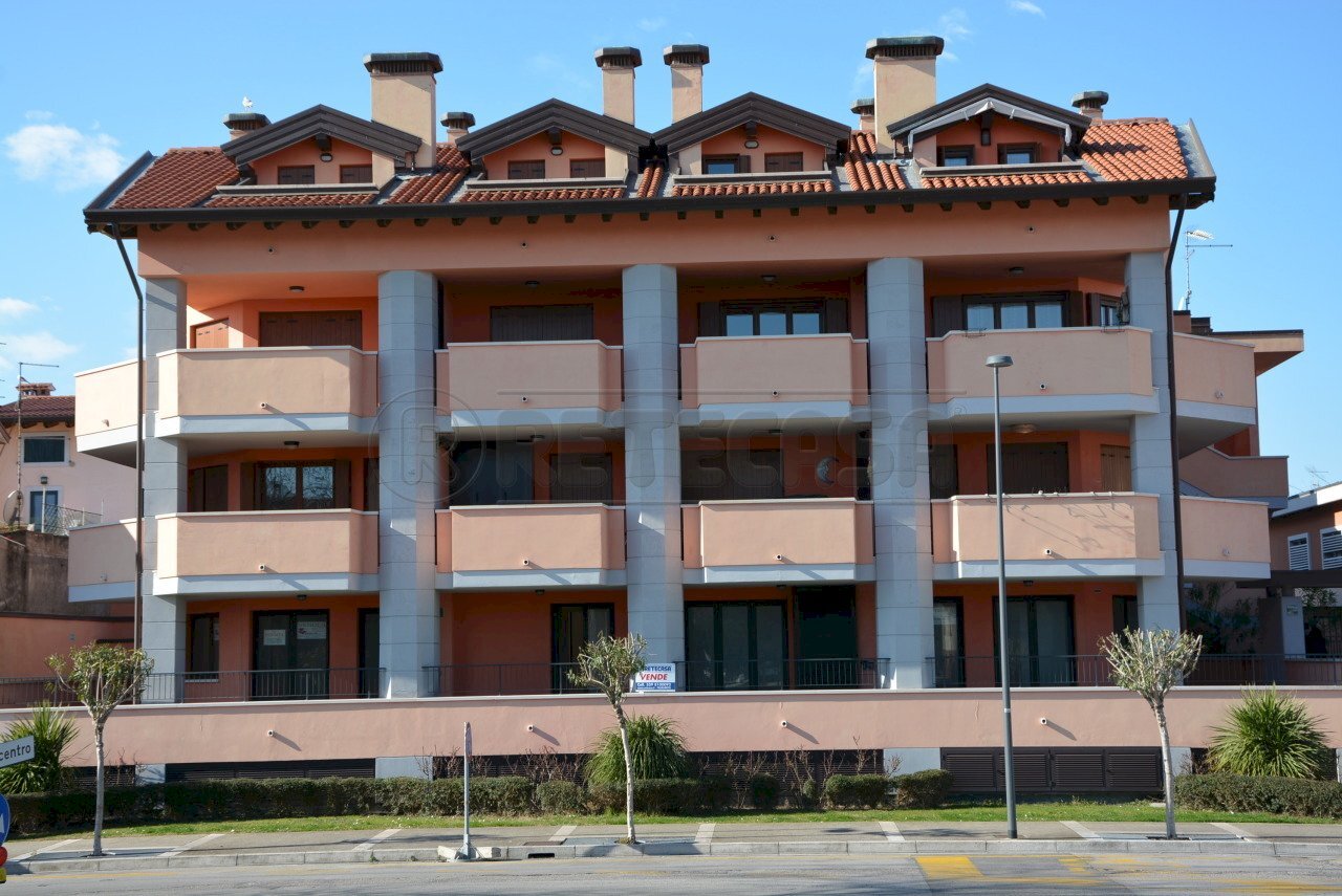 ESTERNO - Ufficio GRADO VIA LUIGI RIZZO 13, Grado - foto 1