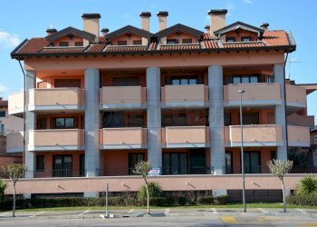 ESTERNO - Ufficio GRADO VIA LUIGI RIZZO 13, Grado - foto 1