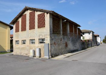 FACCIATA - Rustico VIA GENOVA CAVALLERIA 22, Aiello del Friuli - foto 10