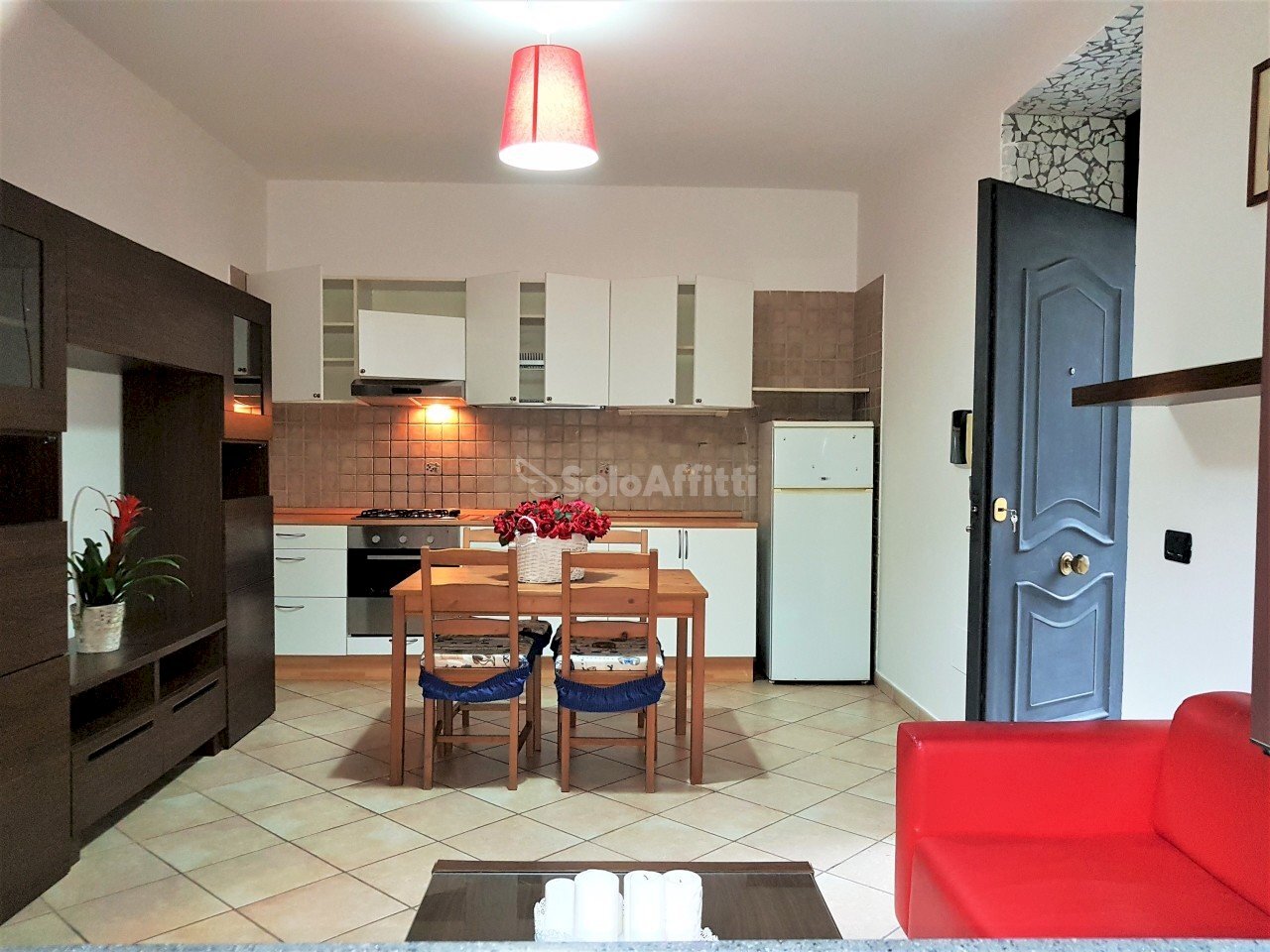 SOGGIORNO CON CUCINA A VISTA - Bilocale Strada Comunale Guantai a Nazareth, Napoli - foto 2