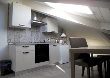 soggiorno con angolo cottura - Attic Corso Giuseppe Garibaldi, Napoli - photo 6