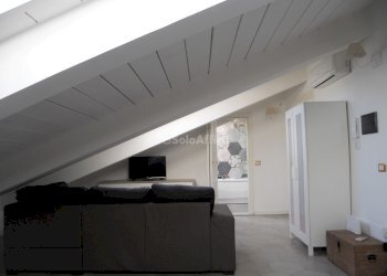 soggiorno con angolo cottura - Attic Corso Giuseppe Garibaldi, Napoli - photo 8