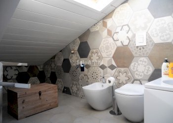 bagno - Attic Corso Giuseppe Garibaldi, Napoli - photo 18