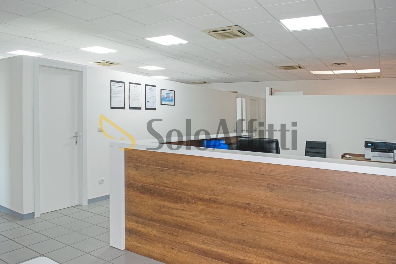 DSC_0002.jpg - Ufficio Mariano Comense - foto 2