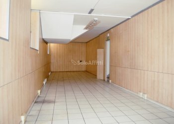 deposito - Commercial Premises Mariano Comense - photo 8