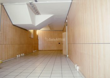 deposito - Commercial Premises Mariano Comense - photo 9