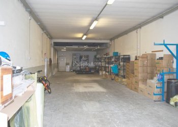 magazzino - Warehouse Cabiate - photo 2