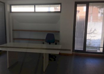 WhatsApp Image 2019-02-20 at 10.25.50 (4).jpeg - Ufficio Viareggio - foto 7