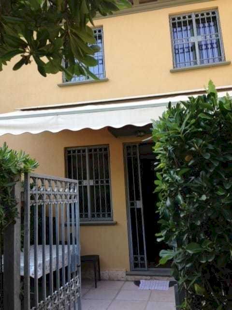 IMG-20180315-WA0008.jpg - Villa a Schiera Viareggio - foto 1