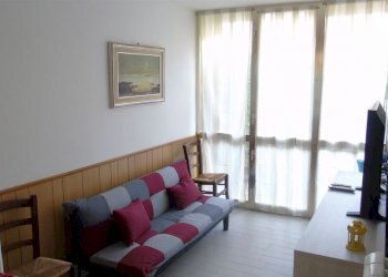 b437c541-f2da-47c4-85b1-c15b3023e3a2.c10.jpg - Villa Viareggio - foto 4