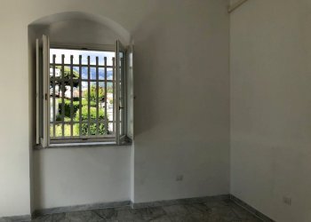 IMG_2935.jpg - Commercial Premises Carrara - photo 1