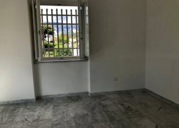 IMG_2936.jpg - Commercial Premises Carrara - photo 2