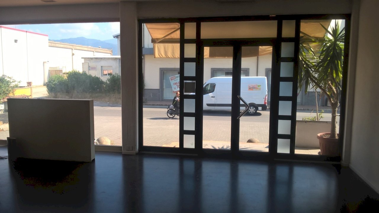 WP_20180705_09_45_13_Pro.jpg - Shed Carrara - photo 1