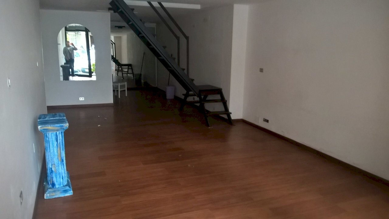 WP_20180503_16_25_59_Rich.jpg - Locale Commerciale Carrara - foto 1