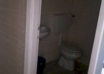 WP_20180503_16_26_22_Rich.jpg - Locale Commerciale Carrara - foto 3