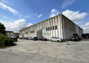 facciata - Commercial Premises SP231 KM 0, 800, Modugno - photo 16