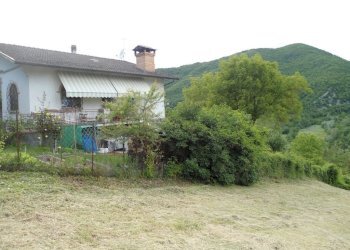 Copia di DSC02076.JPG - Terreno edificabile Ronzano, Calestano - foto 3